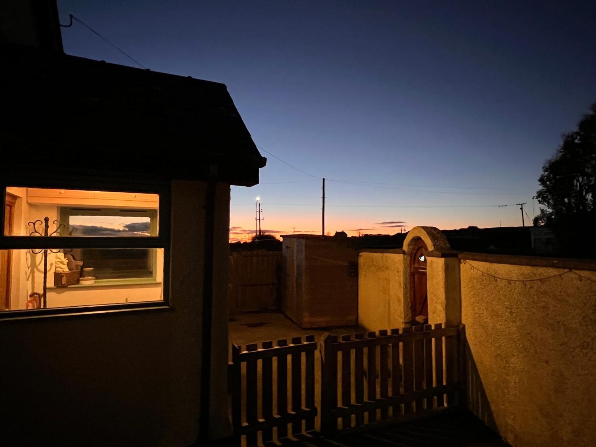 3 Bed Detached Cottage- Log Burner Mountain Views Beaumaris Esterno foto