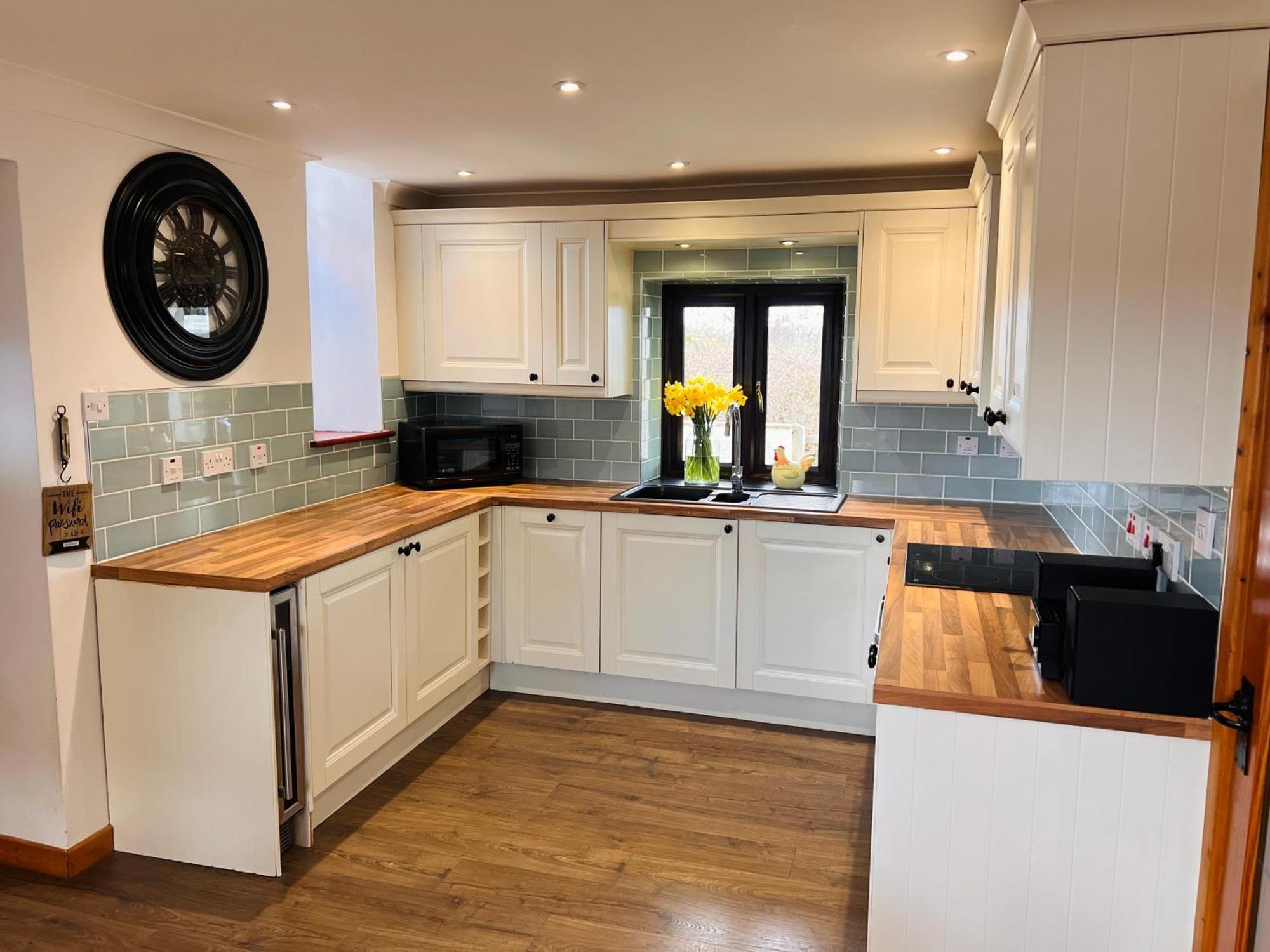 3 Bed Detached Cottage- Log Burner Mountain Views Beaumaris Esterno foto